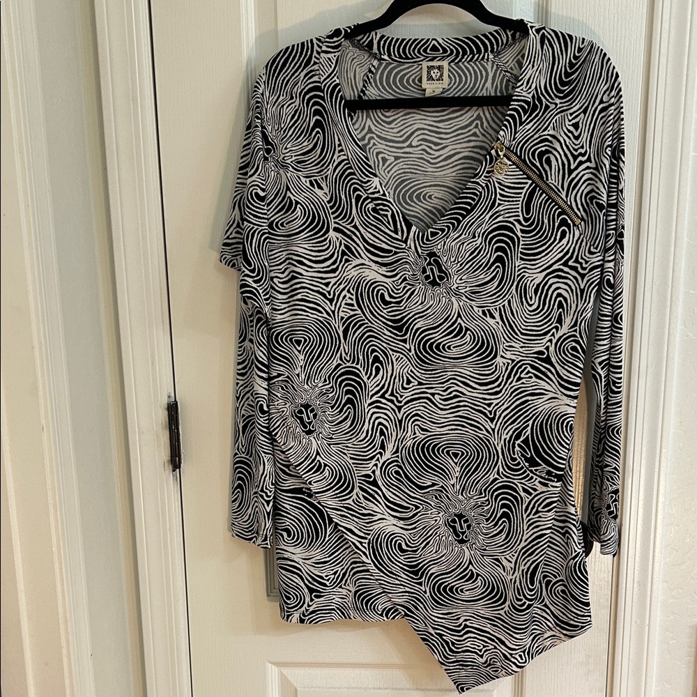Anne Klein Swirl Pattern Long Sleeve Top